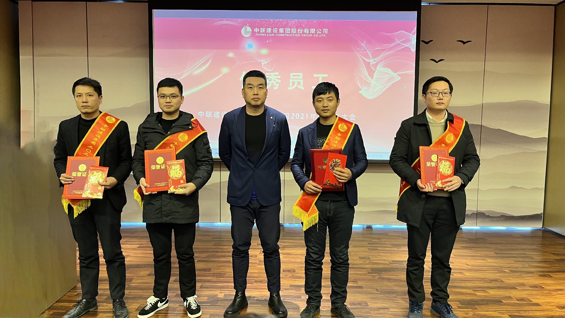 1645601084149812.jpg 1645601084149812.jpg