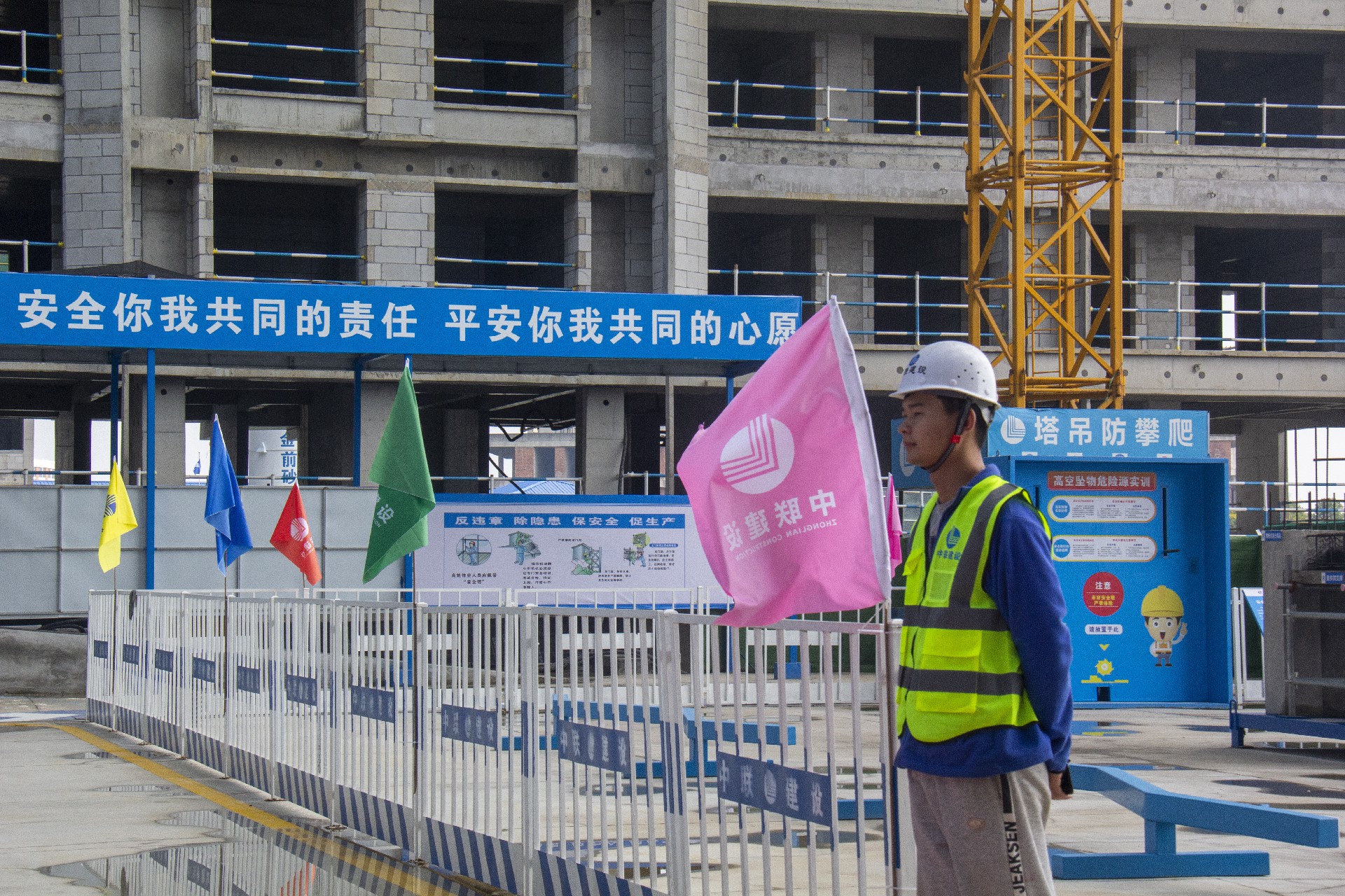 1698915961135987.jpg 1698915961135987.jpg