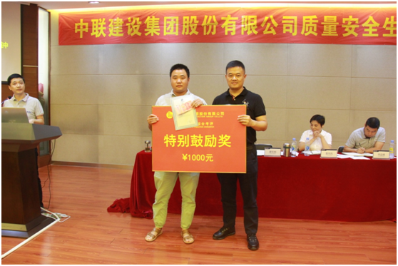 QQ图片20181008173539.png QQ图片20181008173539.png